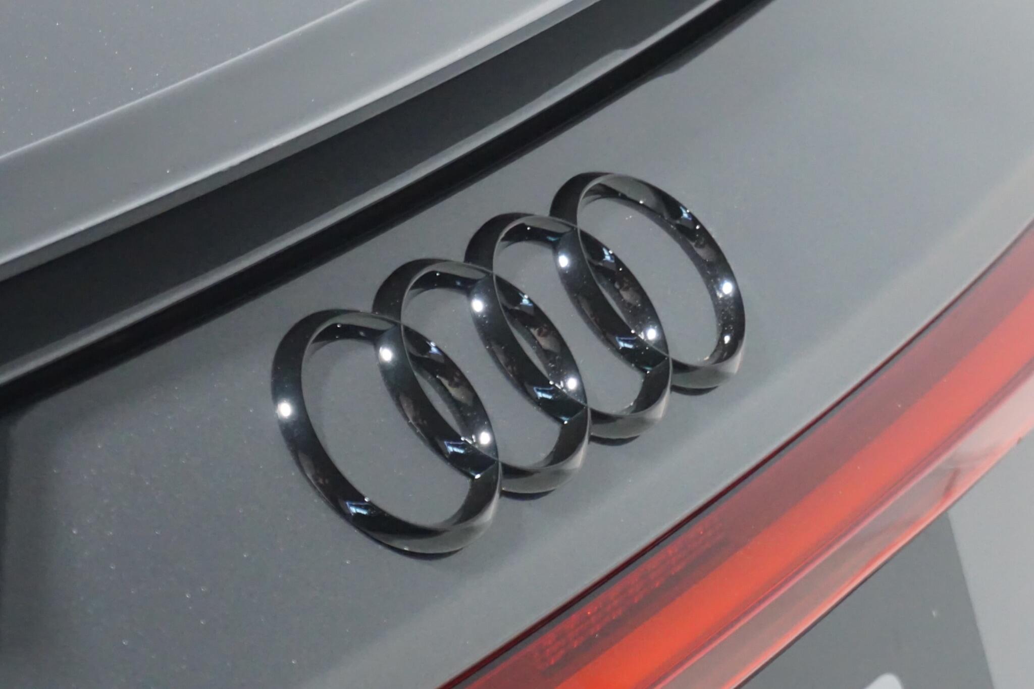 Audi e-tron GT 93.4kWh Saloon 4dr Electric Auto quattro (476 ps)